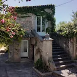 Le Domaine Du Soulier -gite Et D'hotes - La Maison Du Gardien * Tornac