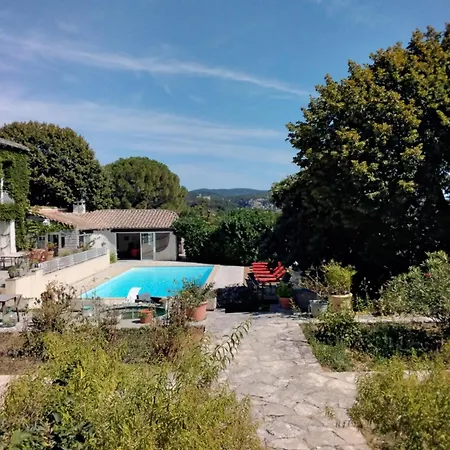 Le Domaine Du Soulier -gite Et D'hotes - La Maison Du Gardien * Tornac