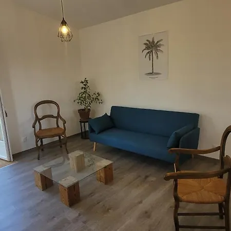 Apartment Le Domaine Du Soulier -gite Et D'hotes - La Maison Du Gardien