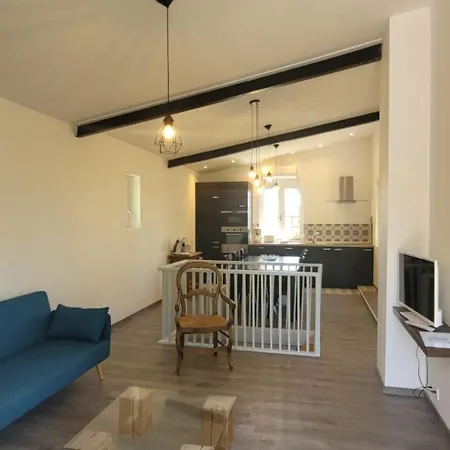 Le Domaine Du Soulier -gite Et D'hotes - La Maison Du Gardien Apartmán *