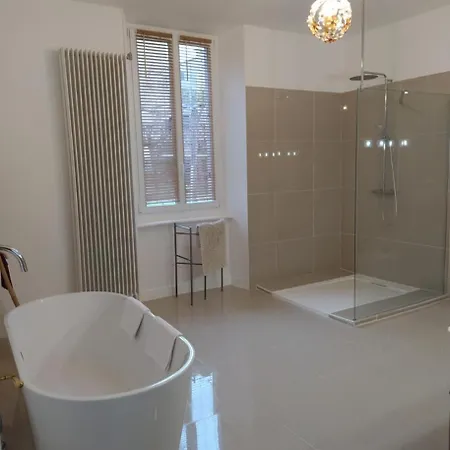 Le Domaine Du Soulier -gite Et D'hotes - La Maison Du Gardien