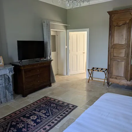 Le Domaine Du Soulier -gite Et D'hotes - La Maison Du Gardien * Tornac