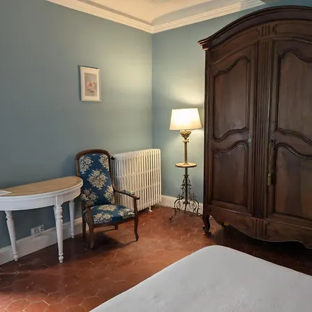 Le Domaine Du Soulier -gite Et D'hotes - La Maison Du Gardien Apartmán Tornac