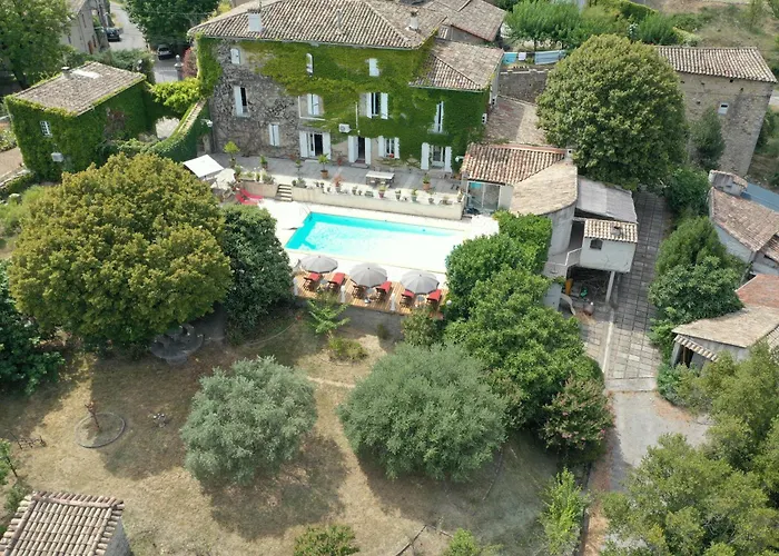 Le Domaine Du Soulier -gite Et D'hotes - La Maison Du Gardien *