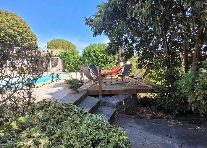 Le Domaine Du Soulier -gite Et D'hotes - La Maison Du Gardien Tornac