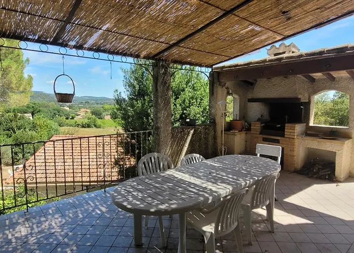 Le Domaine Du Soulier -gite Et D'hotes - La Maison Du Gardien Apartman