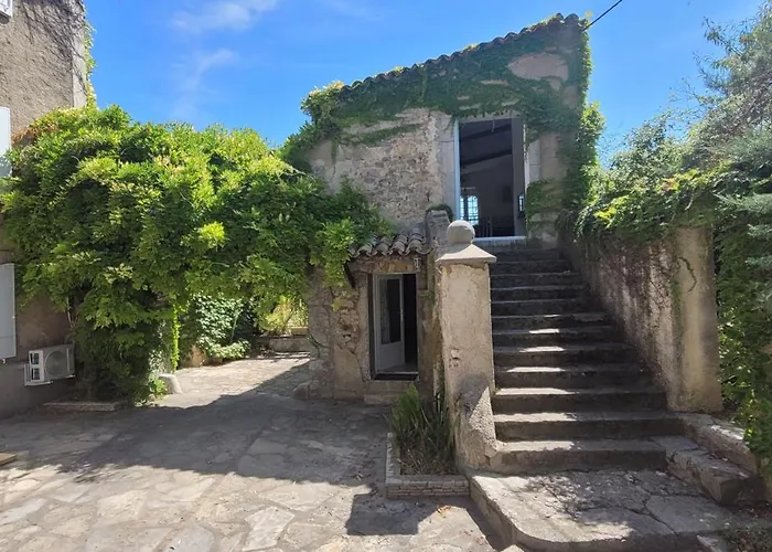 Le Domaine Du Soulier -gite Et D'hotes - La Maison Du Gardien Apartman