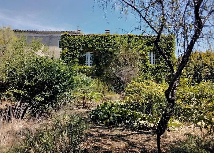 Apartman Le Domaine Du Soulier -gite Et D'hotes - La Maison Du Gardien Tornac
