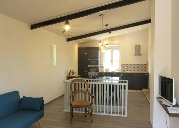 Le Domaine Du Soulier -gite Et D'hotes - La Maison Du Gardien Apartman *