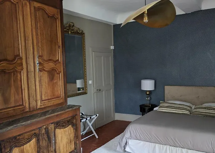 Le Domaine Du Soulier -gite Et D'hotes - La Maison Du Gardien Apartman