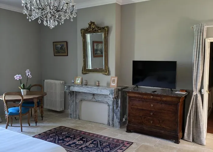 Apartman Le Domaine Du Soulier -gite Et D'hotes - La Maison Du Gardien Tornac