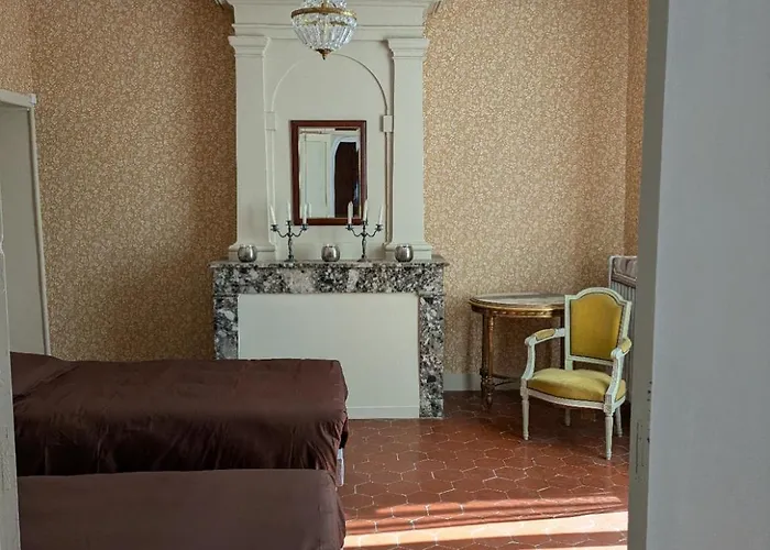 Le Domaine Du Soulier -gite Et D'hotes - La Maison Du Gardien Apartman Tornac